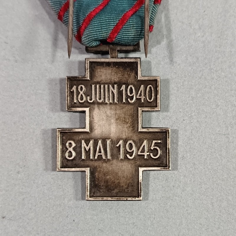 FRANCE MEDAILLE COMMEMORATIVE DES SERVICES VOLONTAIRES DE LA FRANCE LIBRE INSTITUEE DE 1946 A 1958 TAILLE ORDONNANCE